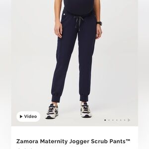 Navy Figs Zamora Maternity Scrub Joggers XS